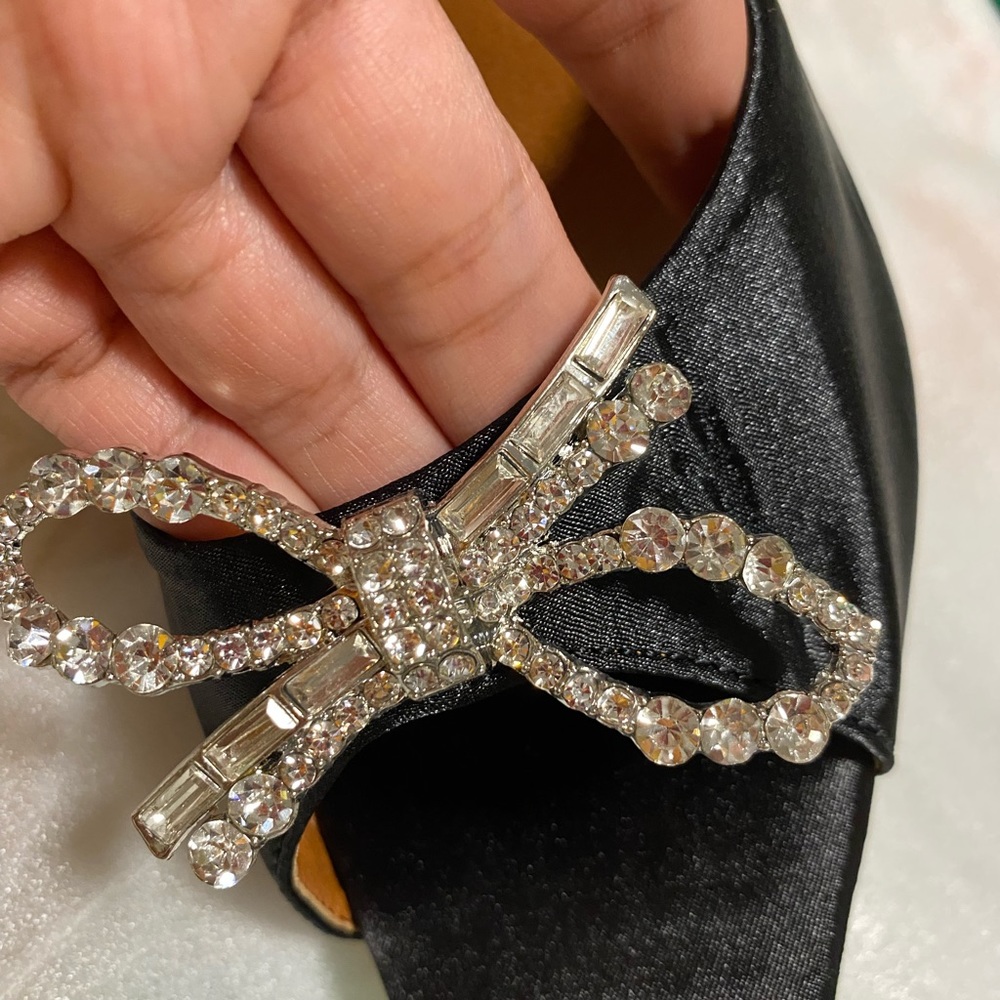 heels - Picture 2 of 9